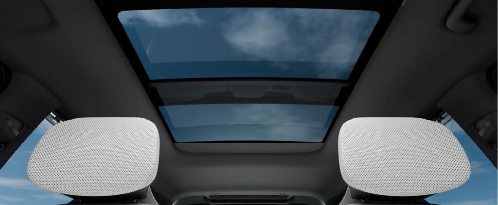 Kia Seltos 2026 Interior Big Panoramic Sunroof