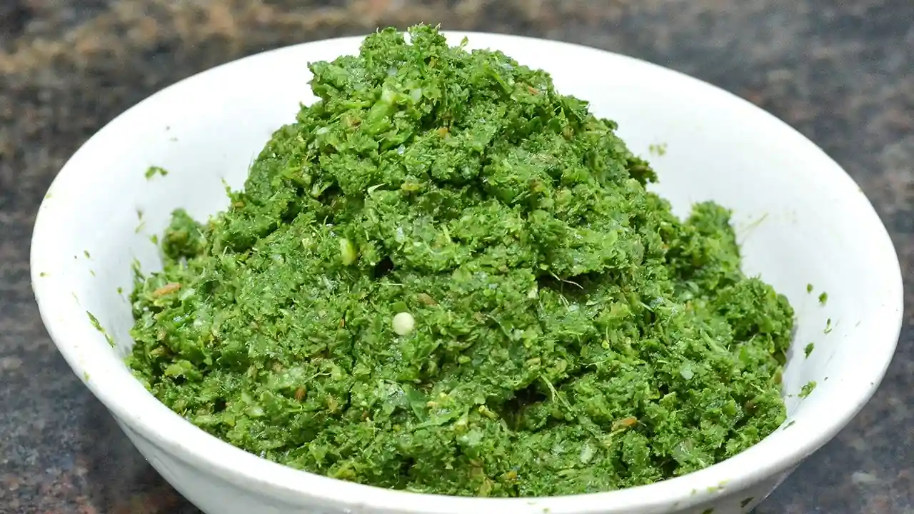 Easy Kairi Kadipatta Chutney Recipe