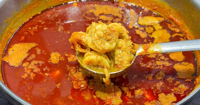 Kolambi Rassa Recipe Marathi
