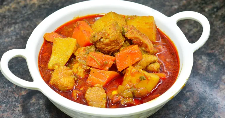 Maharashtrian Chicken Curry Recipe