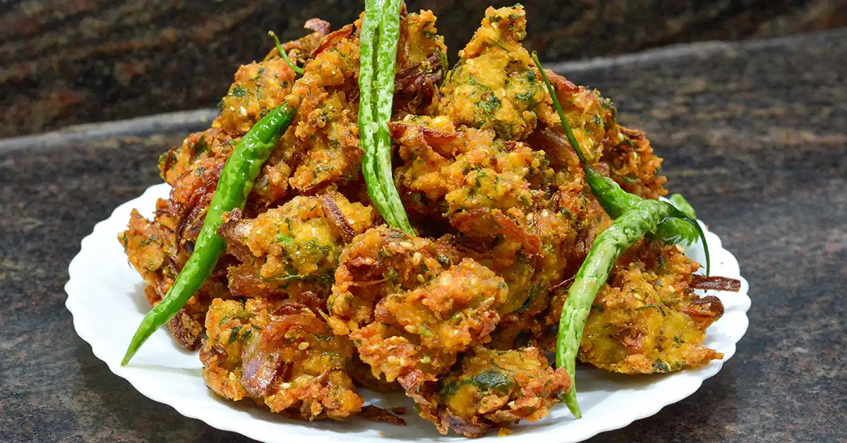 Moong Dal Poha Pakoda Recipe